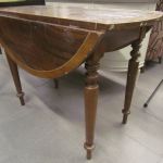 711 8256 DROP-LEAF TABLE